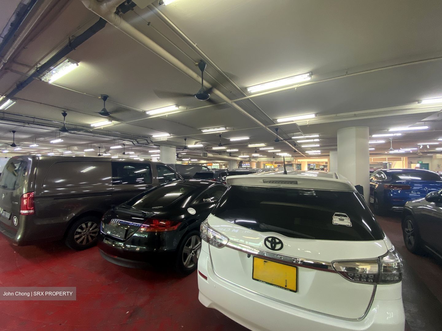 Automobile Megamart (D14), Factory #629804411